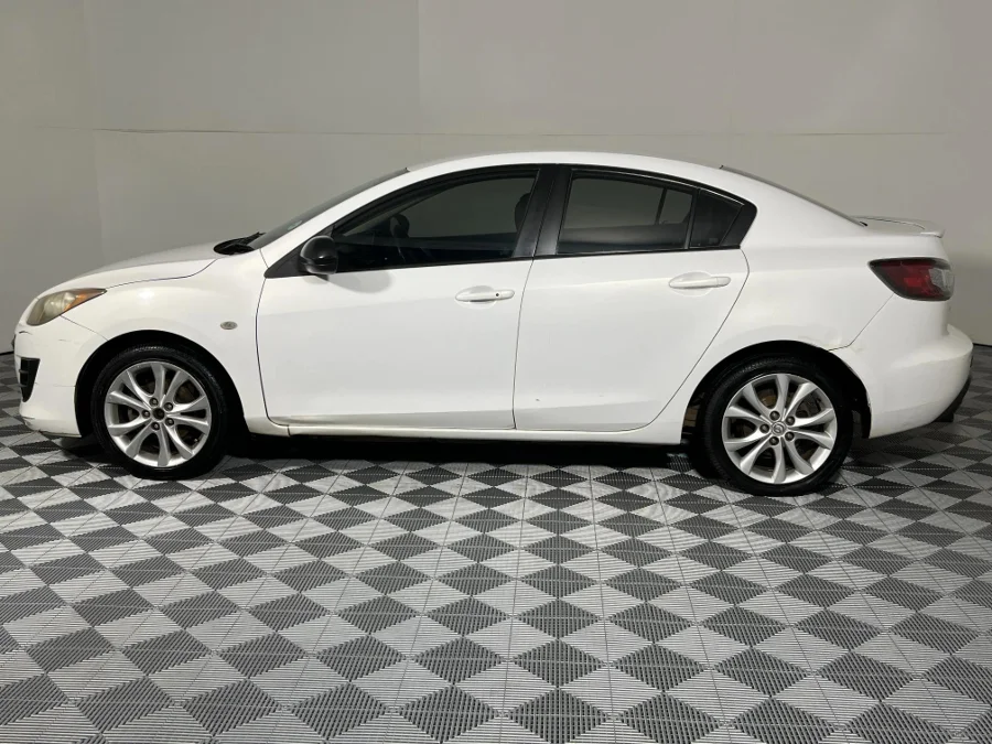 Used 2011 Mazda Mazda3 sedan 1.6 Dynamic - WeBuyCars Germiston