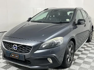 Used 2014 Volvo V40 Cross Country T4 Excel