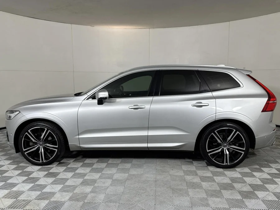 Used 2019 Volvo XC60 T6 AWD R-Design - WeBuyCars Midstream