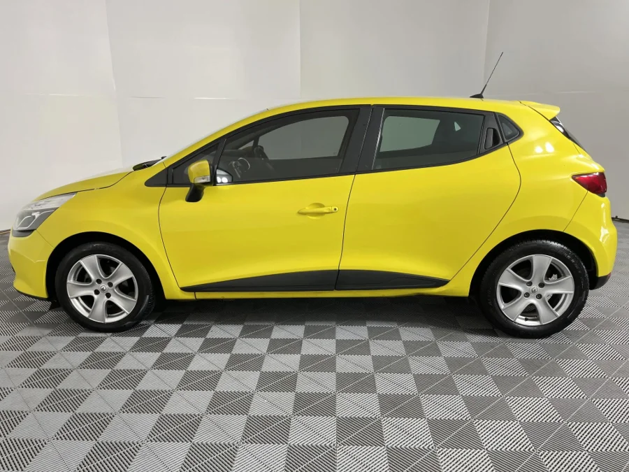 Used 2014 Renault Clio 66kW turbo Expression - WeBuyCars Silverlakes