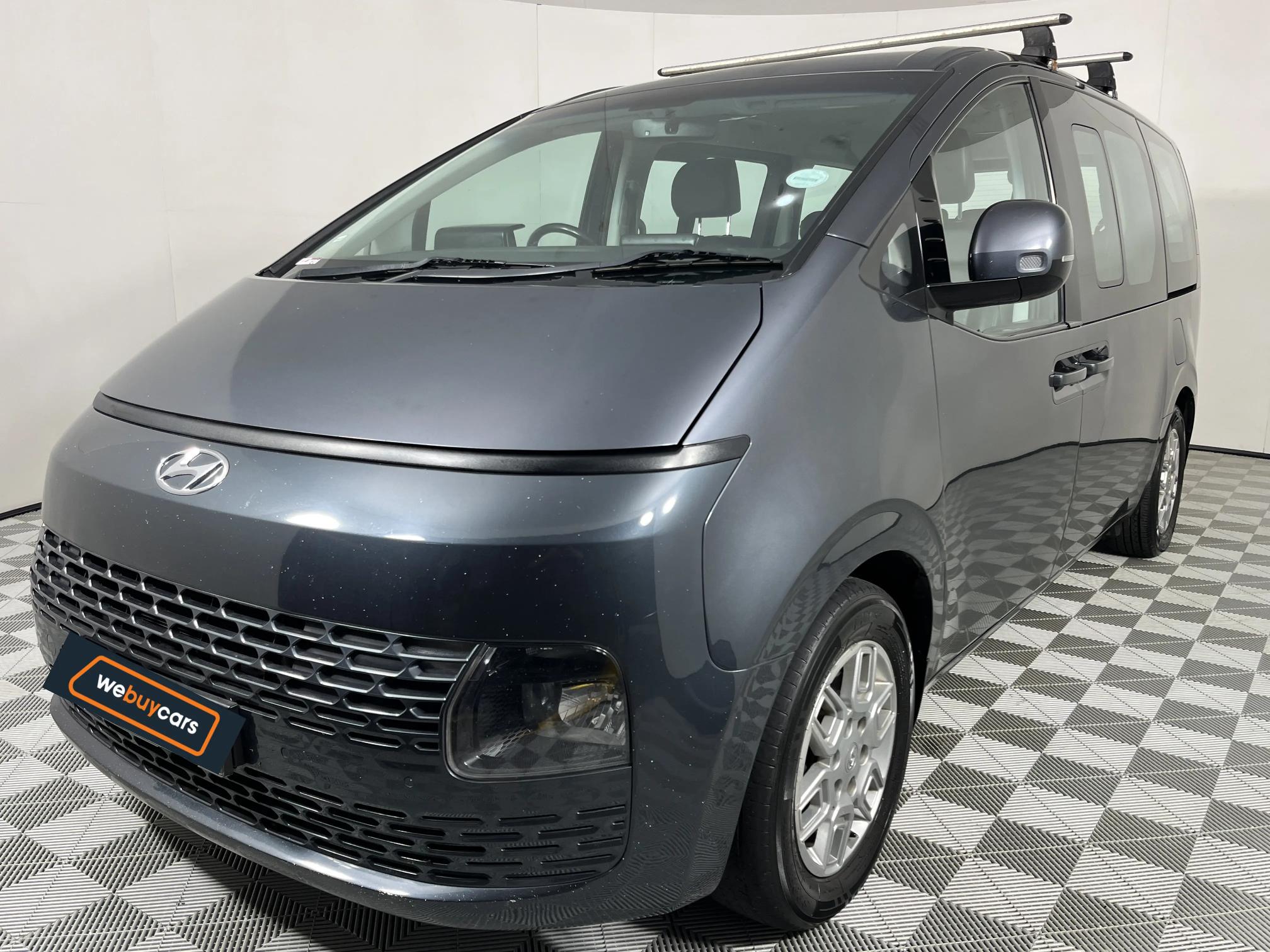 Used 2022 Hyundai Staria 2.2D Executive 9-seater