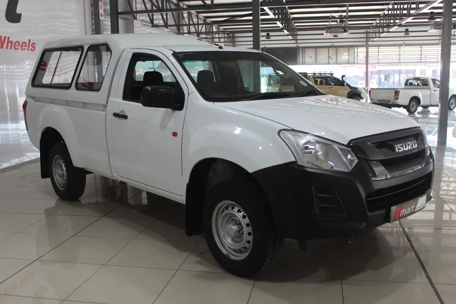 Used 2025 Isuzu D-Max Gen 6 250c single cab Fleetside - K Mart Auto