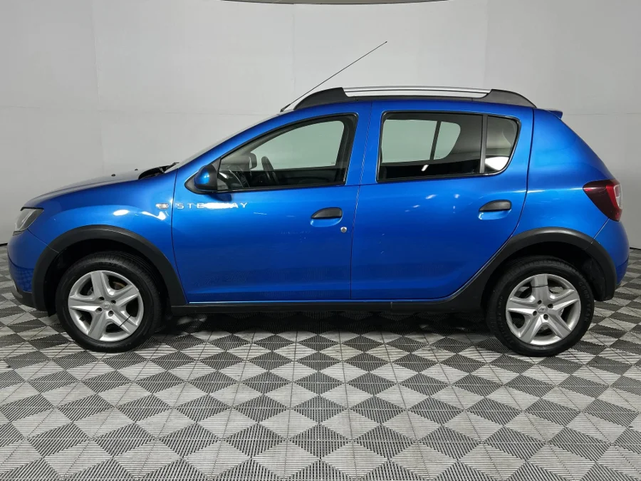 Used 2015 Renault Sandero Stepway 66kW turbo - WeBuyCars Richmond