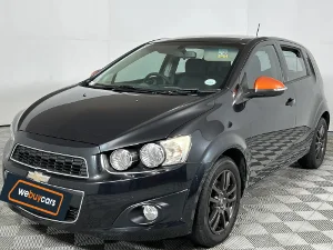 Used 2014 Chevrolet Sonic hatch 1.6 LS Black&White Edition