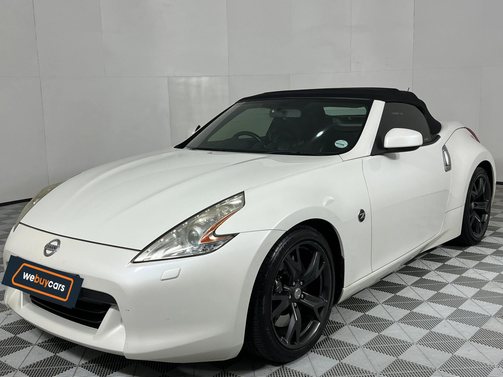 Used 2013 Nissan 370Z roadster automatic