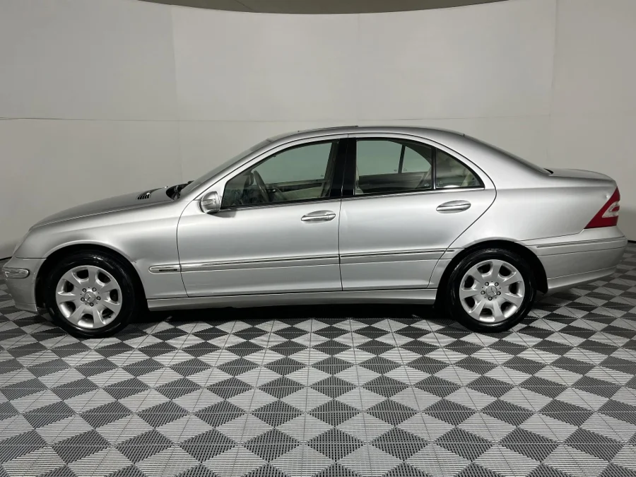 Used 2005 Mercedes-Benz C-Class C200 Kompressor Elegance Touchshift - WeBuyCars Germiston