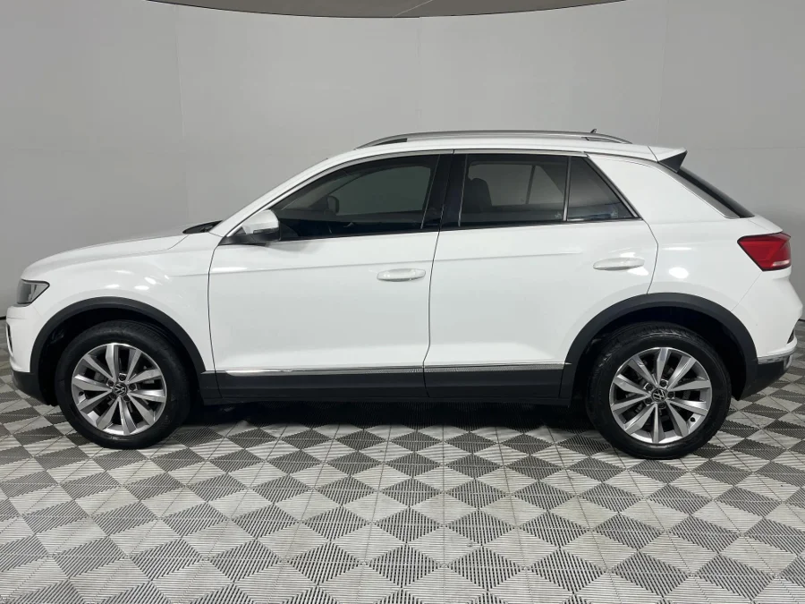 Used 2022 Volkswagen T-Roc 1.4TSI Design - WeBuyCars Richmond