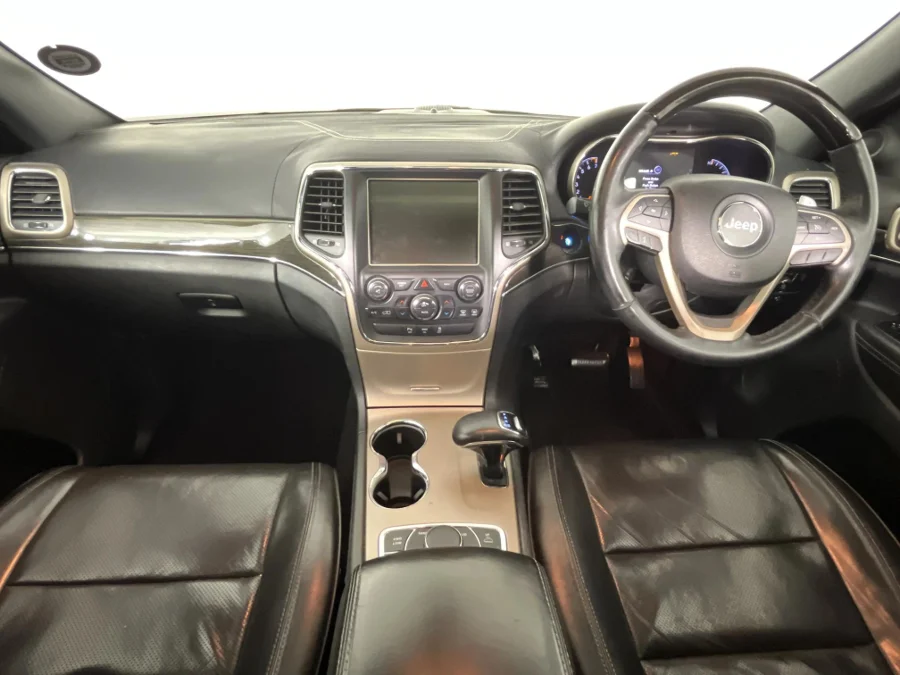 Used 2013 Jeep Grand Cherokee 3.6L Overland - WeBuyCars The Dome