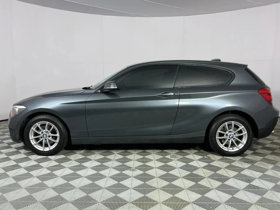 Used 2014 BMW 1 Series 118i 3-door auto - WeBuyCars Lansdowne Used 2014 BMW 1 Series 118i 3-door auto - WeBuyCars Lansdowne