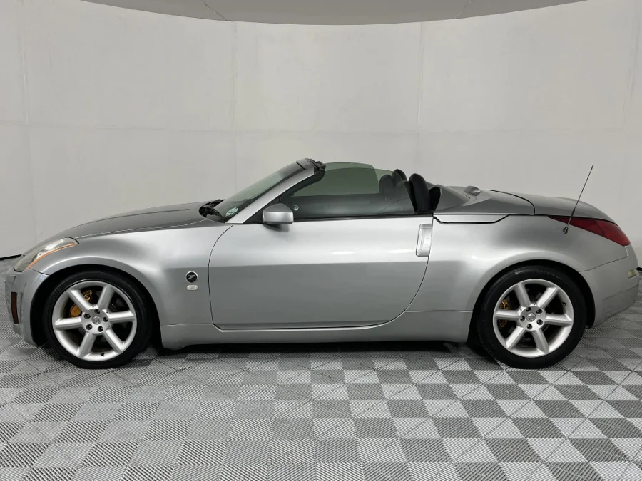 Used 2005 Nissan 350Z roadster - WeBuyCars The Dome