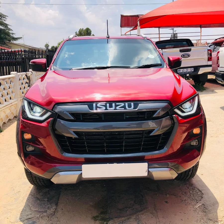 Used 2025 Isuzu D-Max 1.9TD double cab LS X-Rider auto - Cars Gold