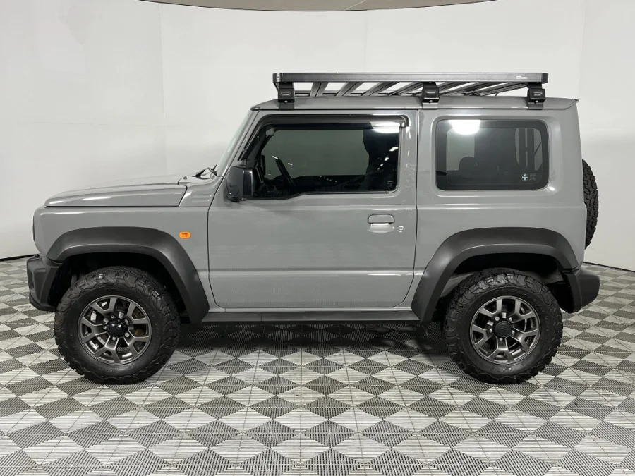 Used 2021 Suzuki Jimny 1.5 GLX AllGrip 3-door manual - WeBuyCars Lansdowne