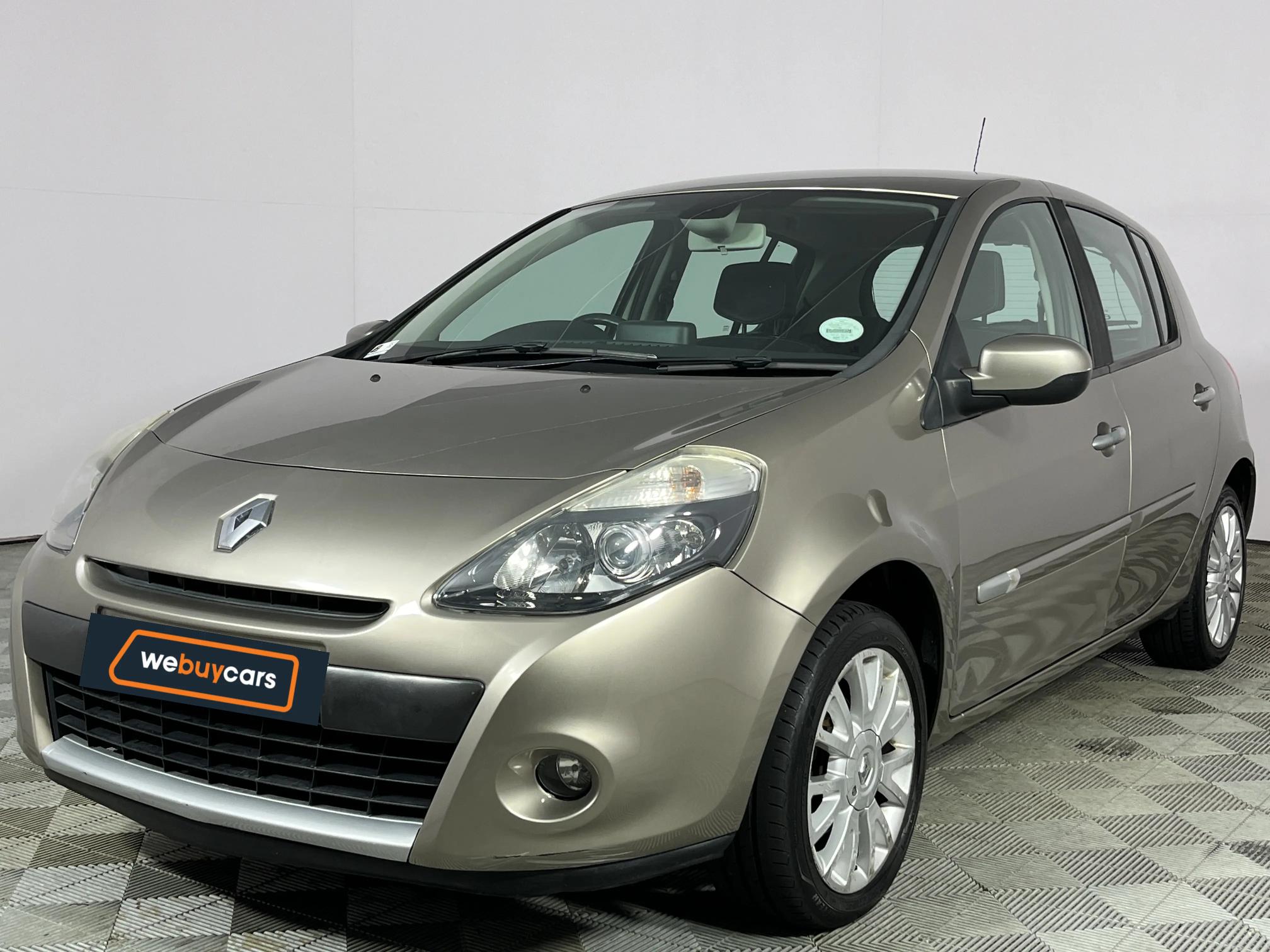 Used 2010 Renault Clio 1.6 Dynamique automatic