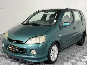 Used 2002 Daihatsu YRV 1.3 Steershift