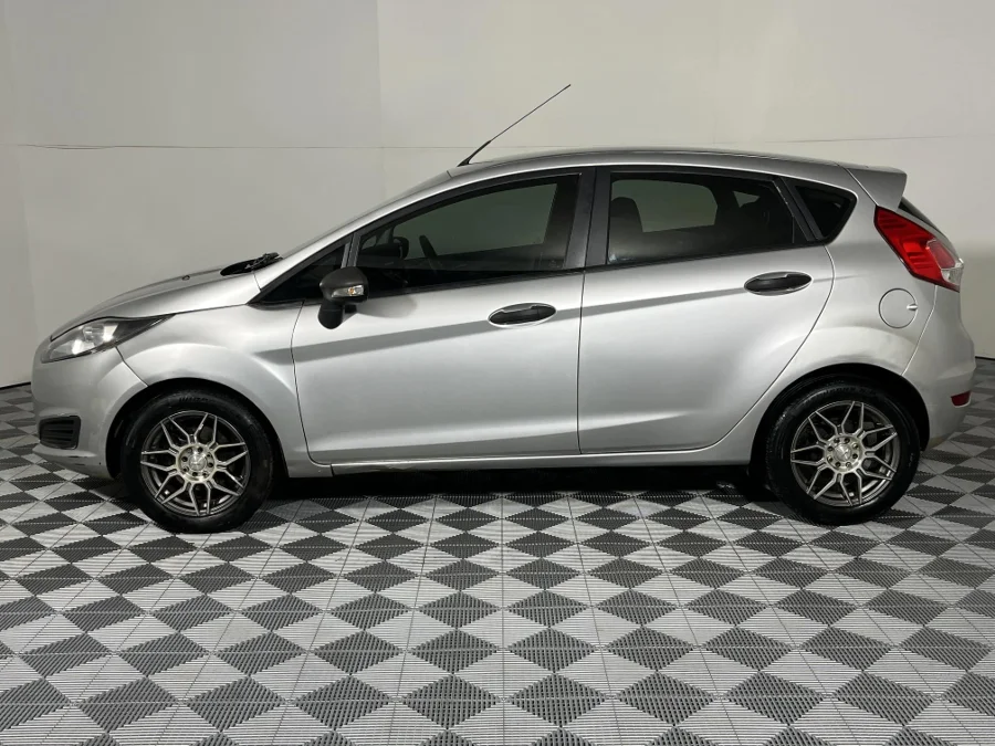 Used 2016 Ford Fiesta 5-door 1.4 Ambiente - WeBuyCars Germiston