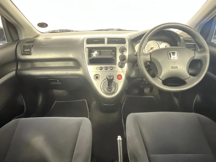 Used 2005 Honda Civic 150i 5-door - WeBuyCars George