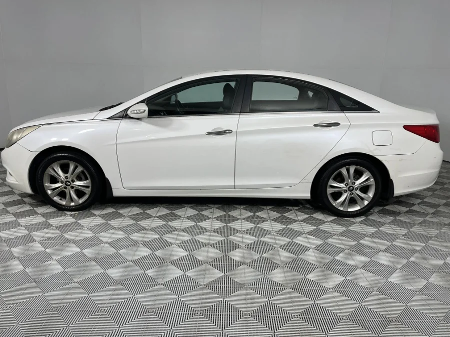 Used 2011 Hyundai Sonata 2.4 Premium - WeBuyCars Lansdowne