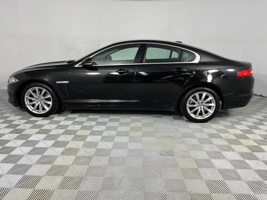 Used 2012 Jaguar XF 2.2D Premium Luxury - WeBuyCars Silverlakes