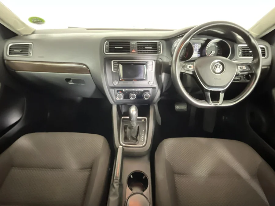 Used 2016 Volkswagen Jetta 1.4TSI Comfortline auto - WeBuyCars The Dome