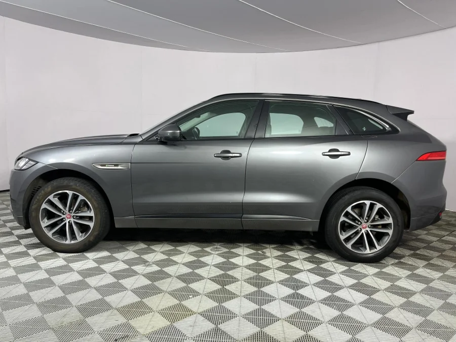 Used 2017 Jaguar F-Pace 20d AWD Chequered Flag - WeBuyCars Lansdowne