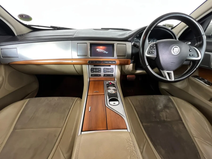 Used 2012 Jaguar XF 2.2D Luxury - WeBuyCars Riverhorse