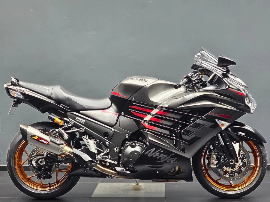 Used 2024 Kawasaki ZZR-1400 Ohlins - Bikeshop Boksburg Used 2024 Kawasaki ZZR-1400 Ohlins - Bikeshop Boksburg