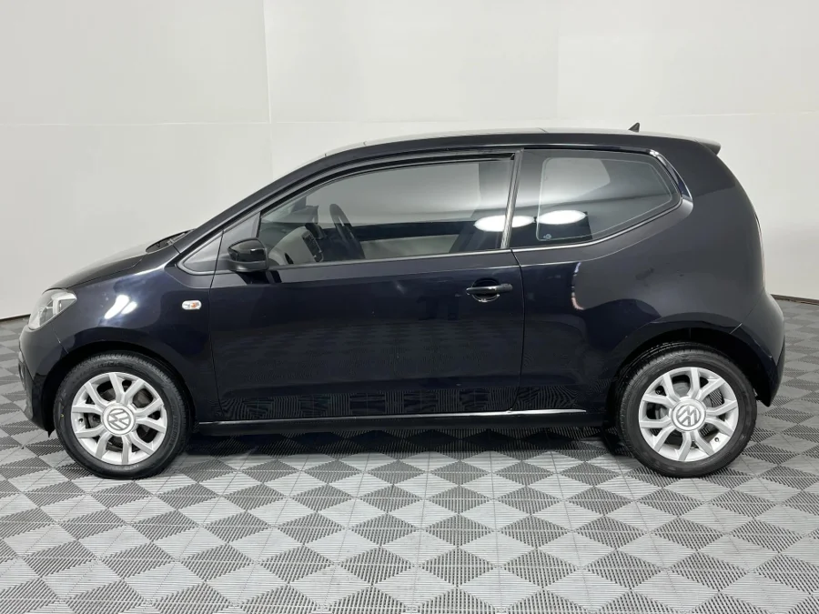 Used 2015 Volkswagen up! club up! 3-door 1.0 - WeBuyCars Montana