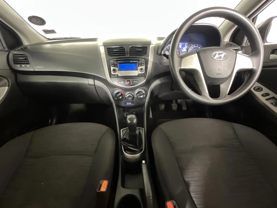 Used 2016 Hyundai Accent sedan 1.6 Motion - WeBuyCars Riverhorse