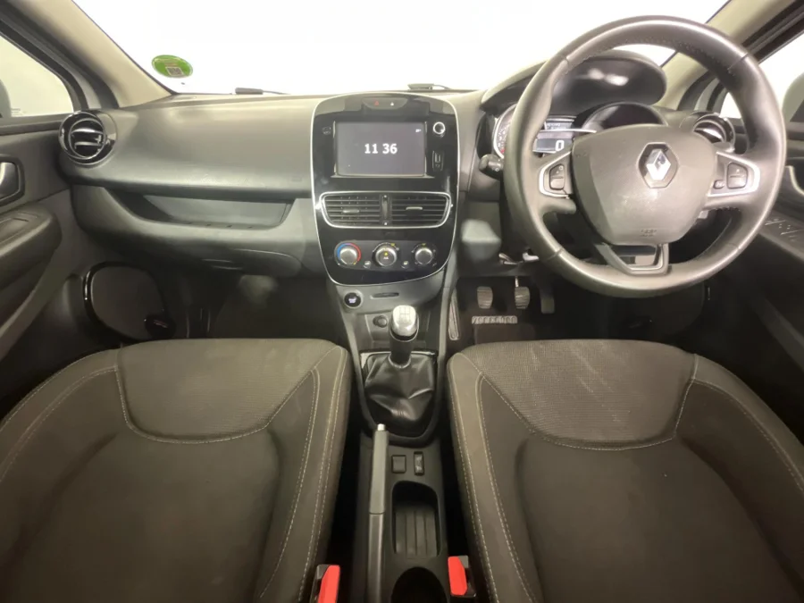 Used 2018 Renault Clio 66kW turbo Expression - WeBuyCars Silverlakes Used 2018 Renault Clio 66kW turbo Expression - WeBuyCars Silverlakes