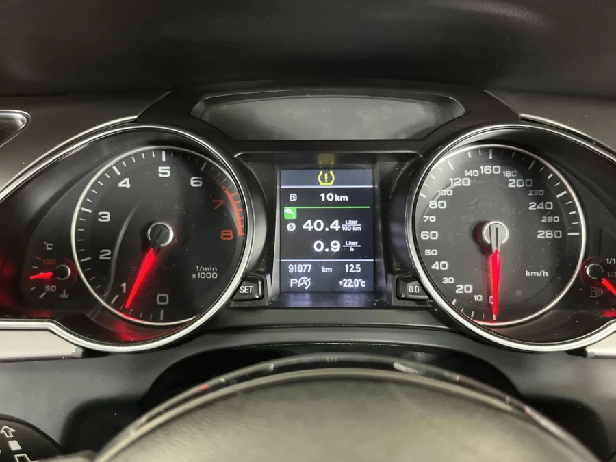 Used 2012 Audi A5 coupe 2.0T auto - WeBuyCars The Dome