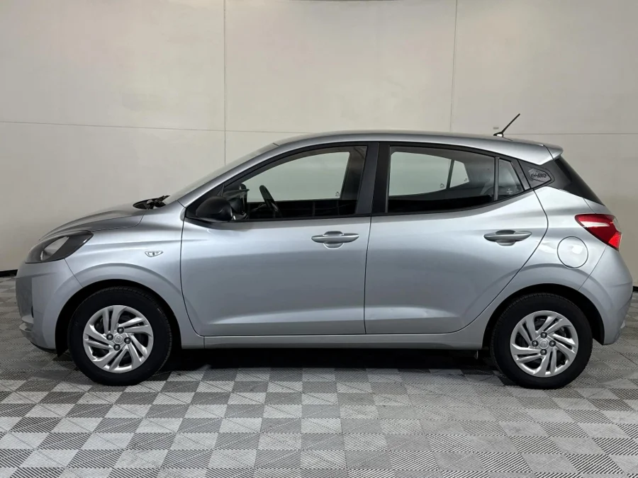 Used 2022 Hyundai Grand i10 1.0 hatch Motion manual - WeBuyCars Midstream
