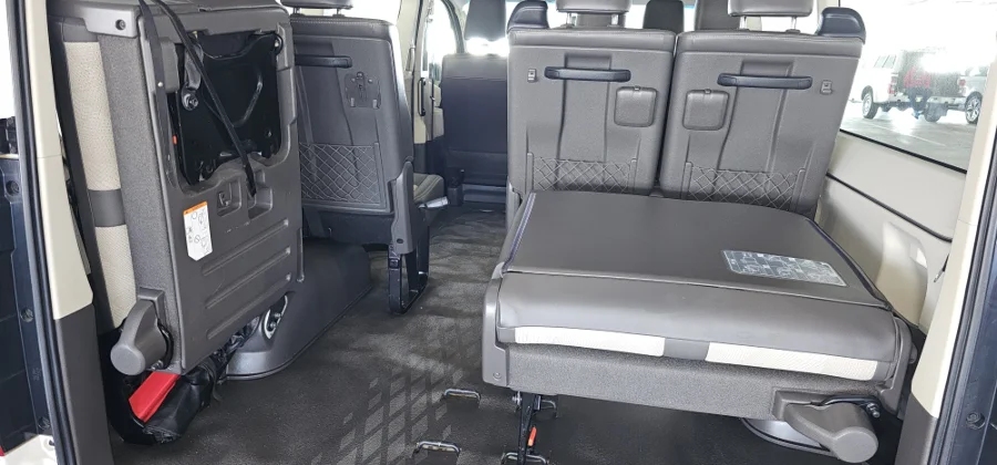 Used 2020 Toyota Quantum 2.8 LWB bus 11-seater GL - Private Seller Used 2020 Toyota Quantum 2.8 LWB bus 11-seater GL - Private Seller