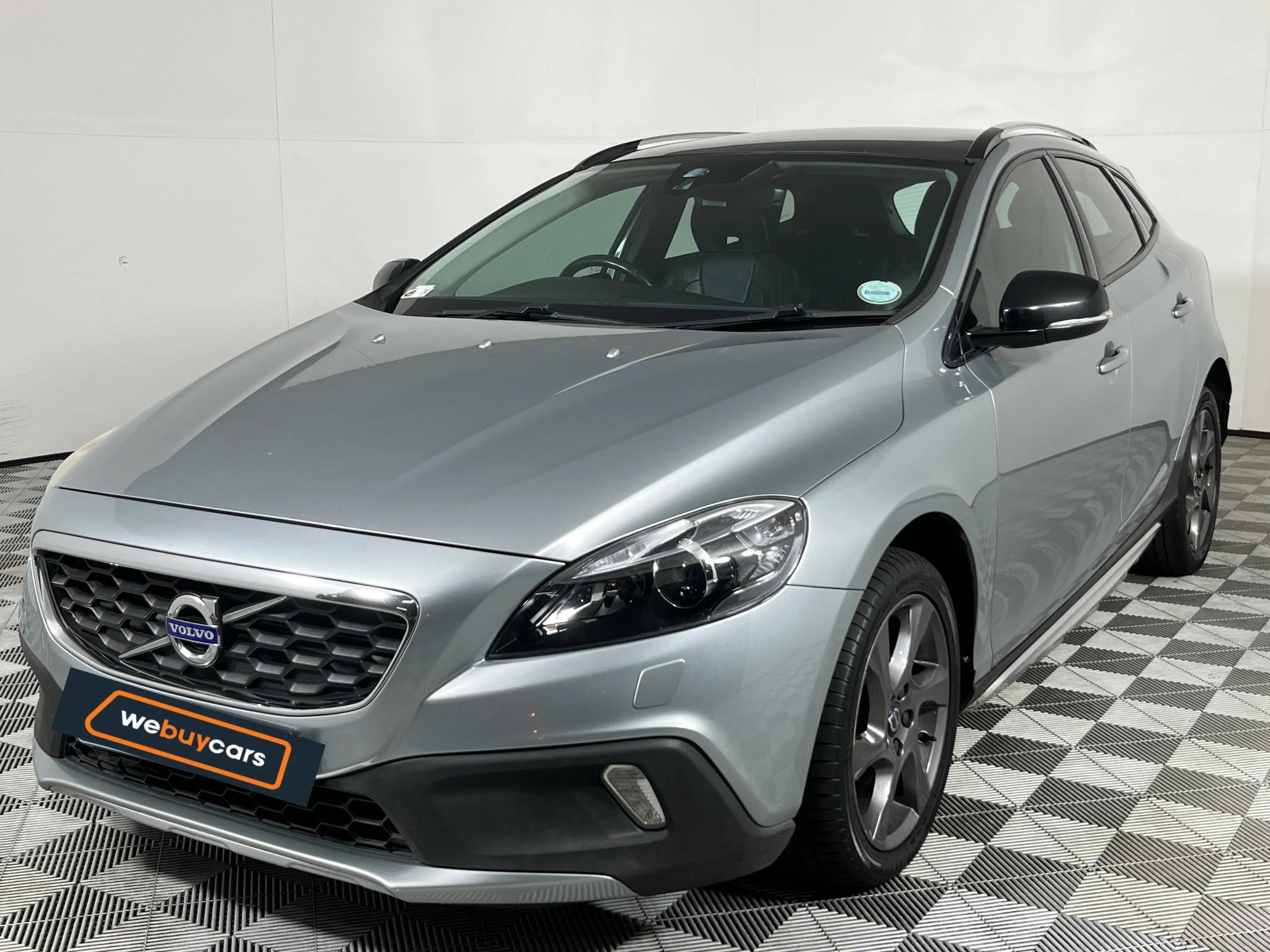 Used 2015 Volvo V40 Cross Country T4 Elite auto