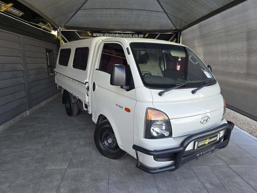 Used 2017 Hyundai H-100 Bakkie 2.6D deck (aircon)