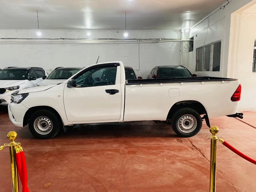 Used 2020 Toyota Hilux 2.7 SRX - Marshalltown Auto Ridez Used 2020 Toyota Hilux 2.7 SRX - Marshalltown Auto Ridez