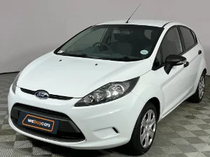 Used 2010 Ford Fiesta sedan 1.6 Ambiente