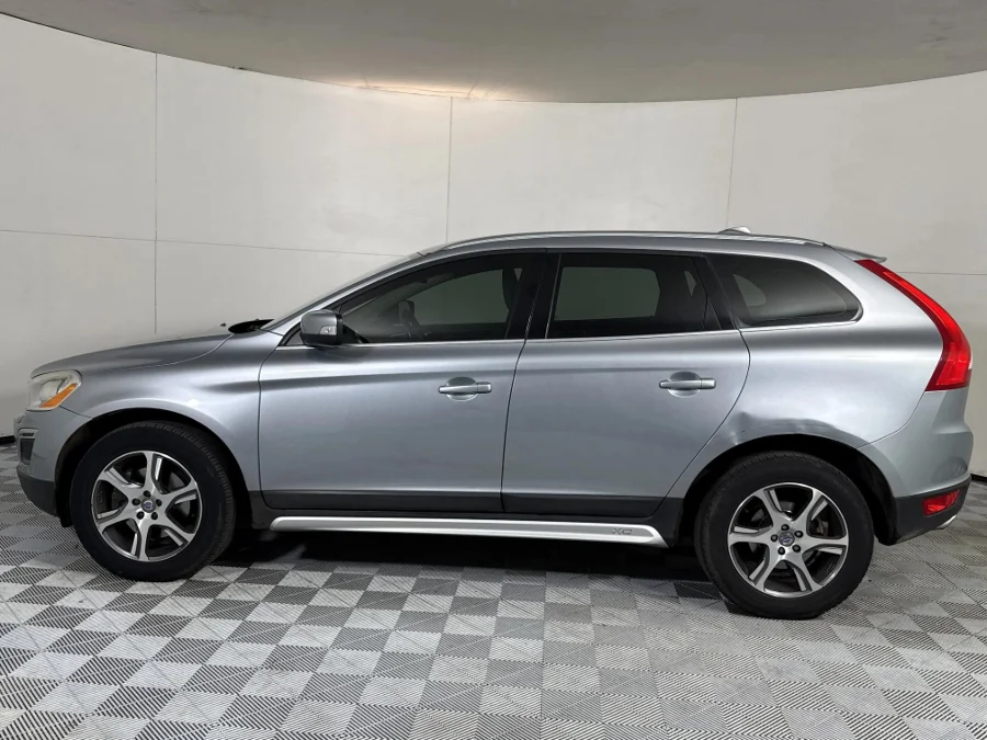 Used 2013 Volvo XC60 T5 Elite - WeBuyCars Midstream