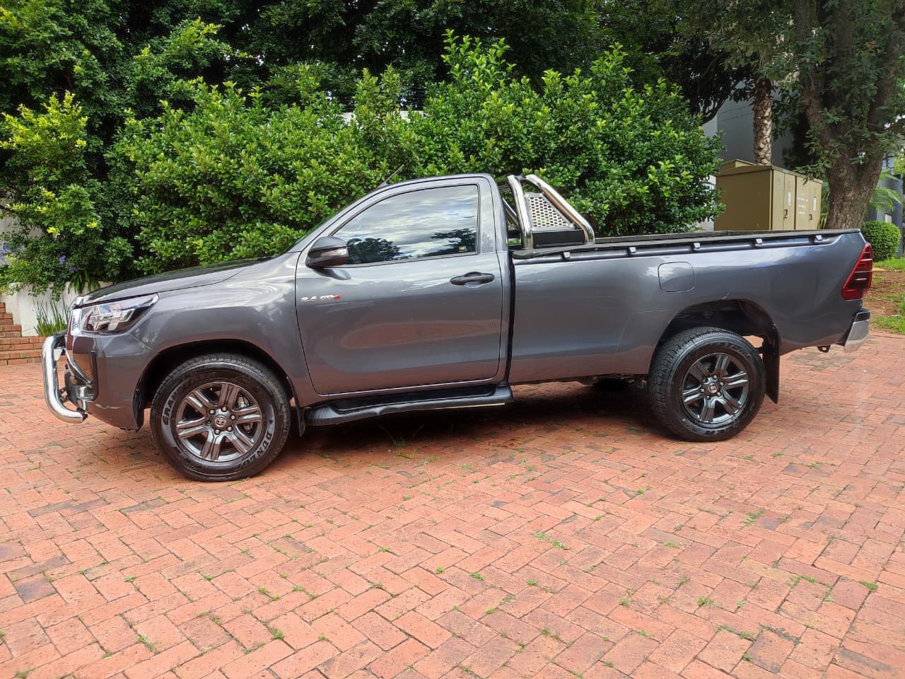 Used 2023 Toyota Hilux 2.4GD-6 single cab Raider manual