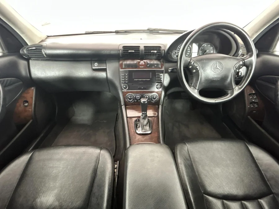 Used 2004 Mercedes-Benz C-Class C180 Kompressor Elegance Touchshift - WeBuyCars Richmond