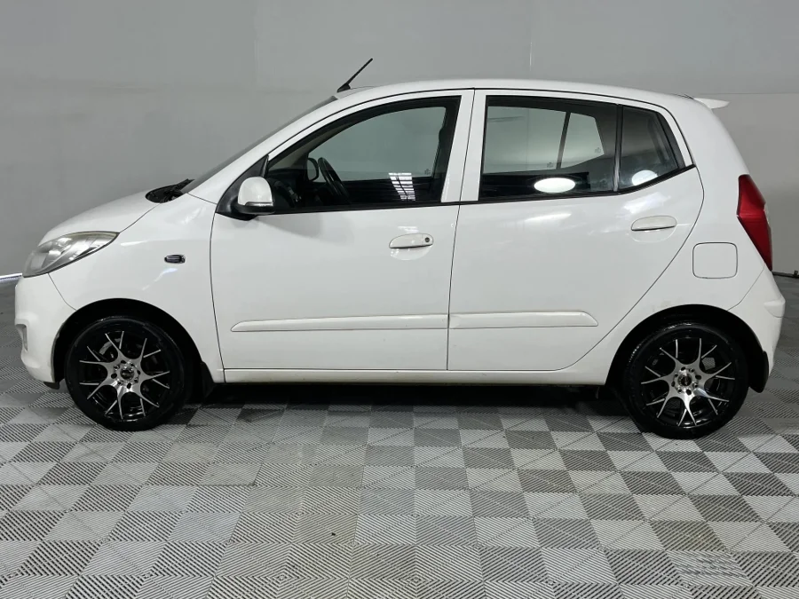 Used 2013 Hyundai i10 1.1 Motion - WeBuyCars Silverlakes