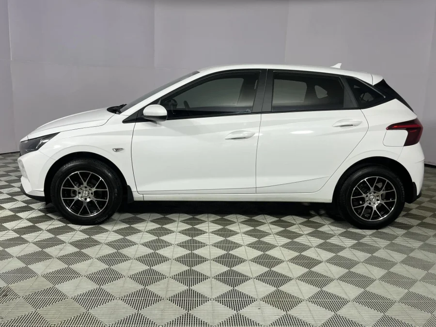 Used 2024 Hyundai i20 1.2 Motion - WeBuyCars Durban