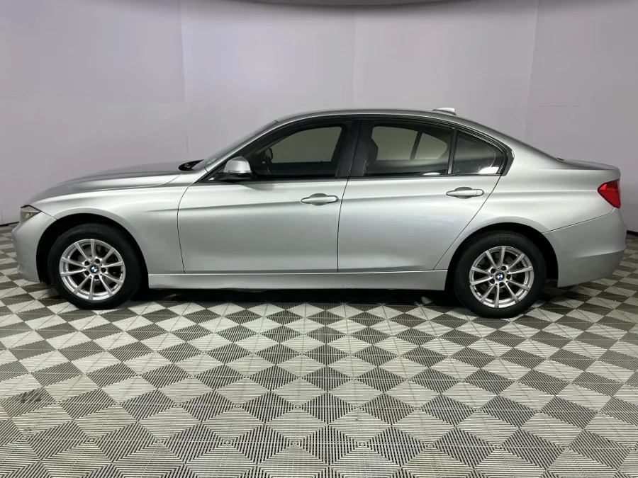 Used 2013 BMW 3 Series 316i auto - WeBuyCars Durban