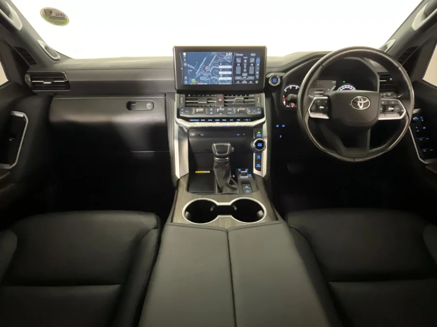 Used 2023 Toyota Land Cruiser 300 3.3D ZX - WeBuyCars The Dome