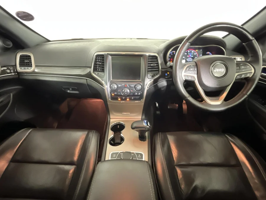 Used 2016 Jeep Grand Cherokee 3.0CRD Overland - WeBuyCars The Dome