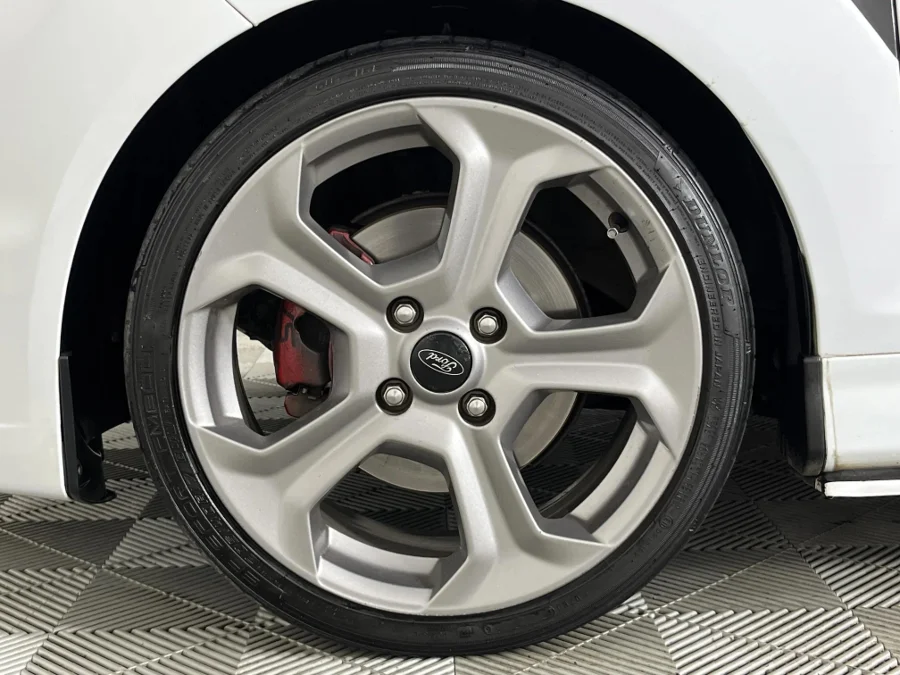 Used 2017 Ford Fiesta ST - WeBuyCars The Dome