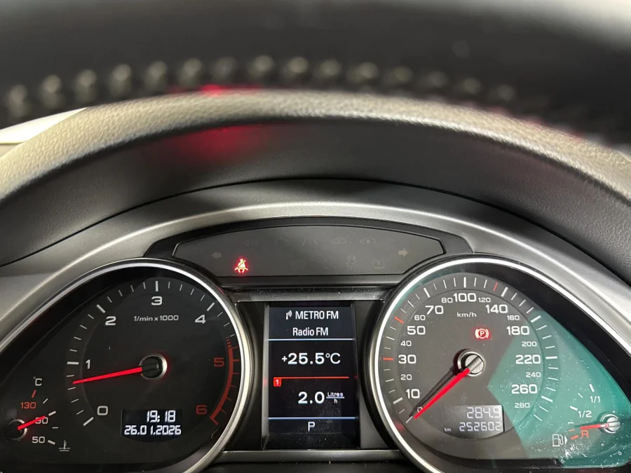 Used 2012 Audi Q7 4.2TDI quattro - WeBuyCars Midstream