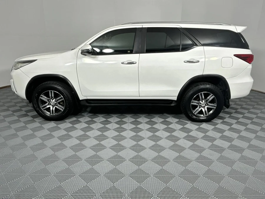 Used 2019 Toyota Fortuner 2.4GD-6 4x4 auto - WeBuyCars Lansdowne
