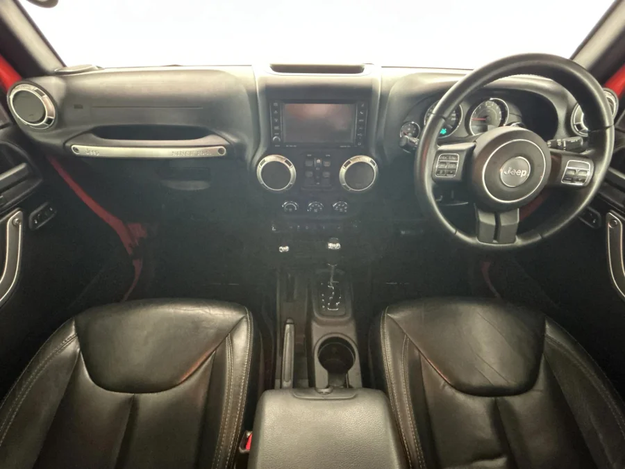 Used 2015 Jeep Wrangler Unlimited 3.6L Rubicon X - WeBuyCars Richmond