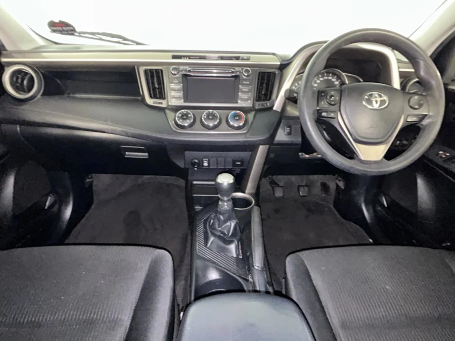 Used 2014 Toyota RAV4 2.2D-4D AWD GX - WeBuyCars Richmond