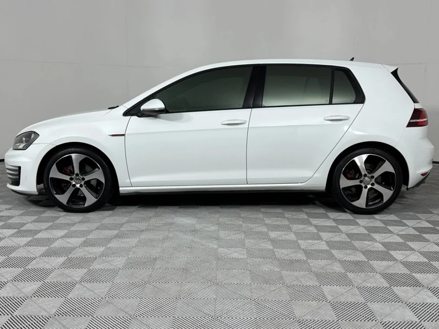 Used 2017 Volkswagen Golf GTI - WeBuyCars Vereeniging